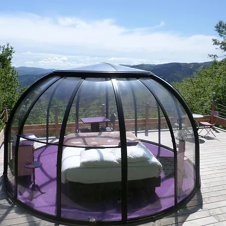 Nuits D'y Cimes : Nuit Insolite Bulle, Luxuszelt Jaunac