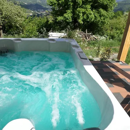 Nuits D'y Cimes : Nuit Insolite Bulle, Luxuszelt Jaunac